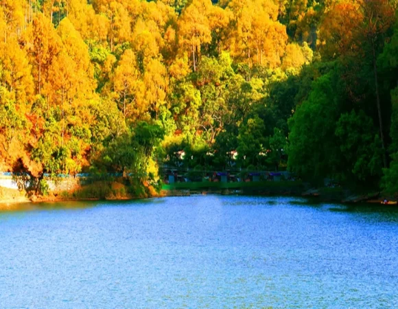 Sattal Lake: A Tranquil Haven in the Himalayas